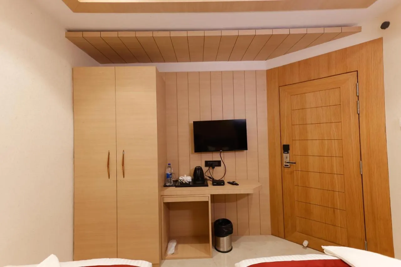 Hotel Sarc Inn Varanasi